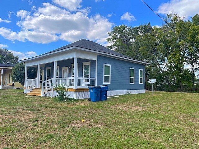 Foto del edificio - 1306 Calvit St