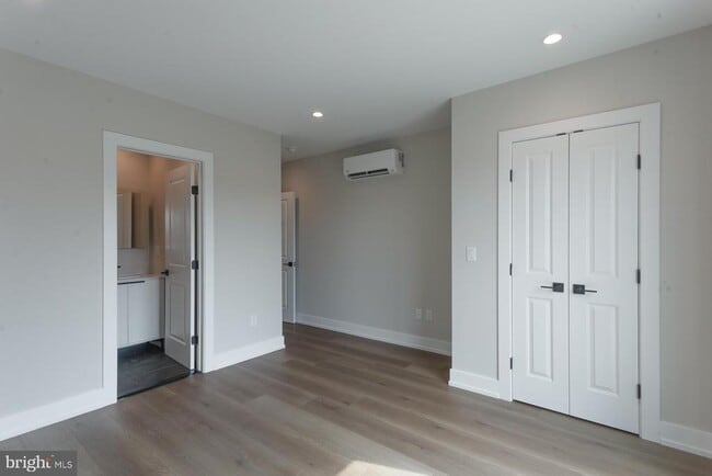 Foto del edificio - 3849 Fairmount Ave