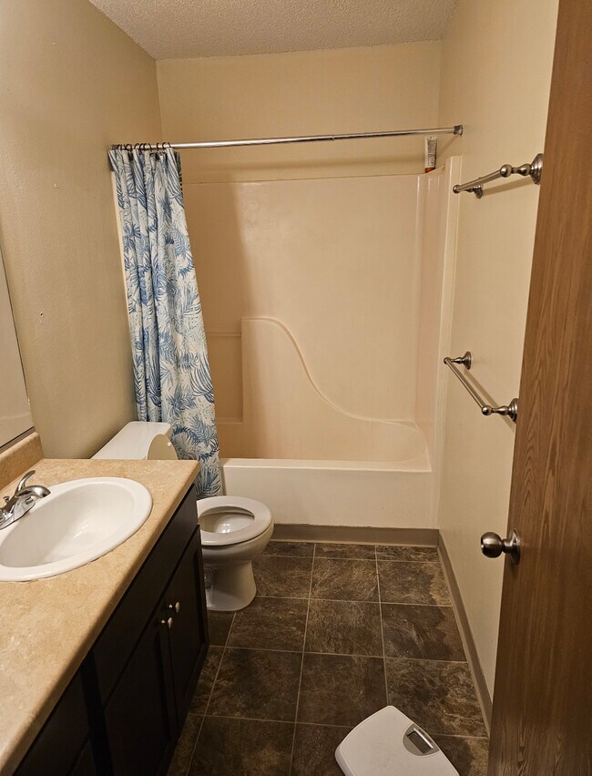 Building Photo - 4344 Maricopa Dr