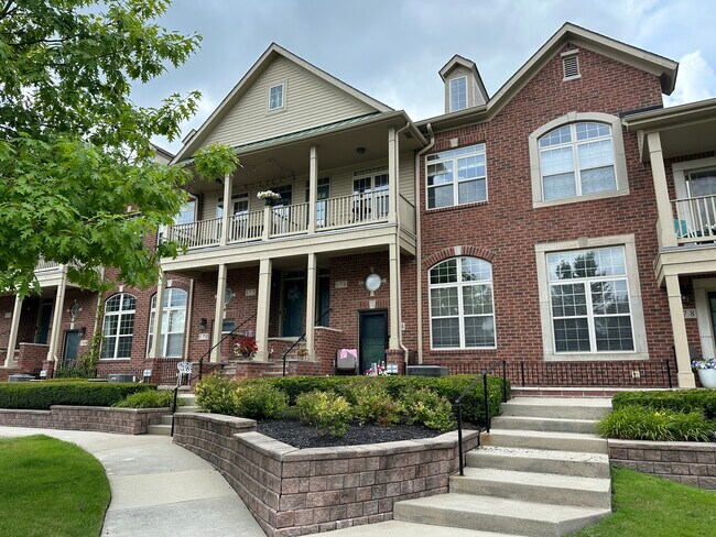 Foto del edificio - 176 Clubhouse Cir