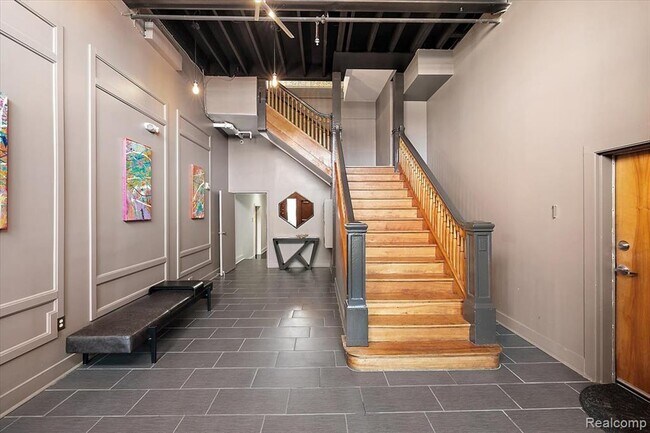 Foto del edificio - 2843 E Grand Blvd