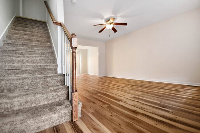 Foto del edificio - Pet Friendly Three Bedroom!