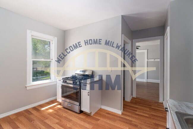 Foto del edificio - 2800 N Holton St