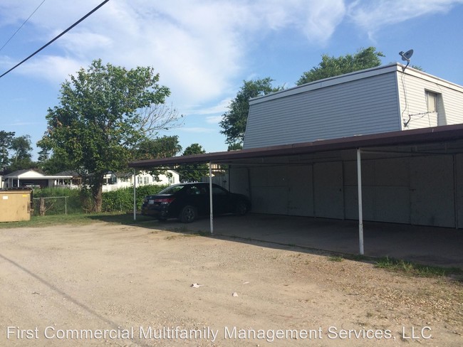 Building Photo - 408 E Apache St
