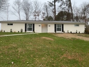 Building Photo - 625 Rivermont Rd
