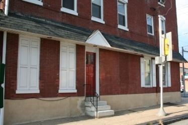 Building Entrance - 2418 E Allegheny Ave