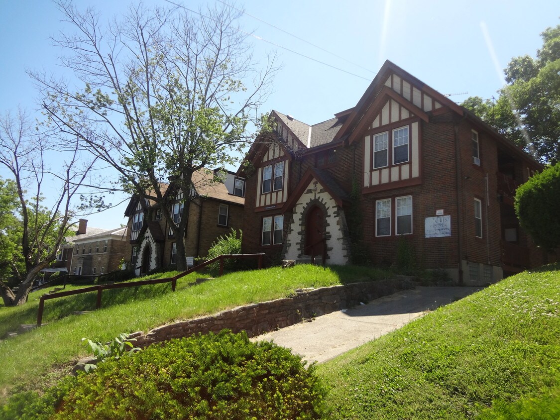 Foto principal - 1025-1029 Dana Ave