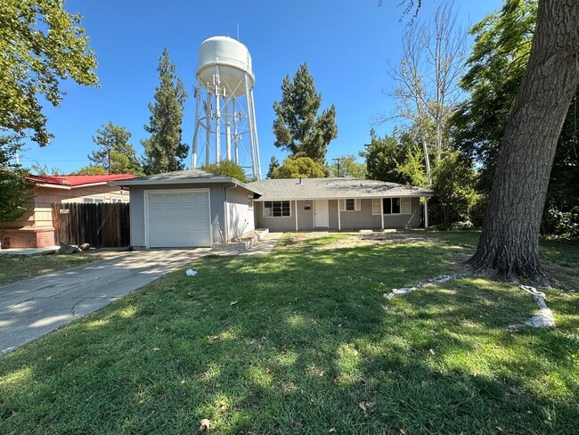 Building Photo - Super close to UC Davis and University Shopping mall-- 4 bedrooms and 2 bathrooms