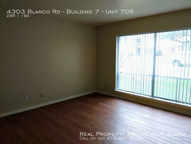 Foto del edificio - 4303 Blanco Rd