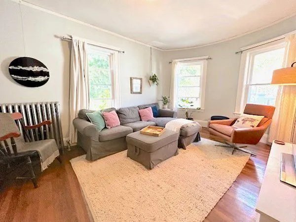 Foto del edificio - 35 Oakland Rd