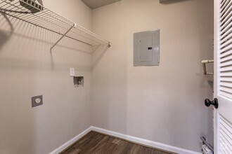 2BR, 2BA - 1310 SF - Calibre Woods