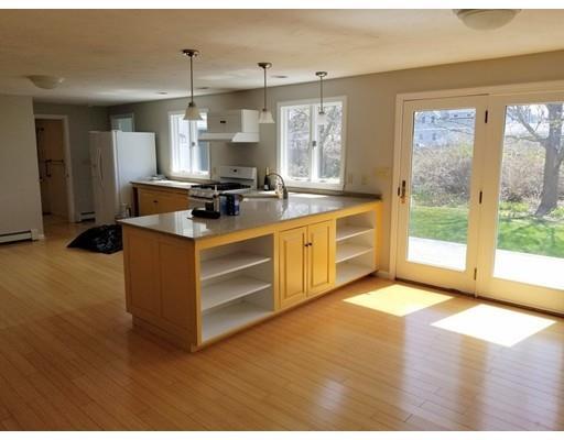 Building Photo - 57 Samoset Ave
