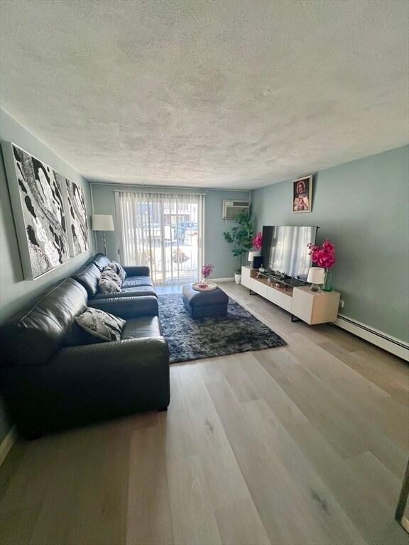 Foto del edificio - 5 Woodcrest Ct