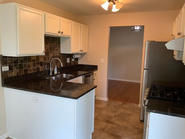 Foto del edificio - 1675 Mansfield Ct