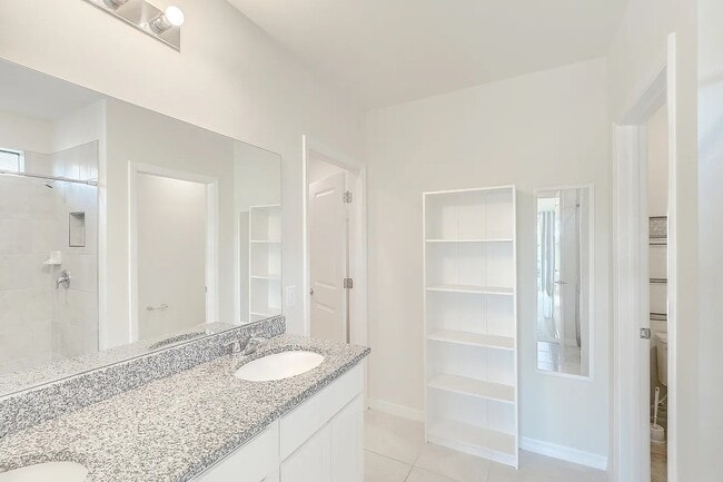 Building Photo - 4276 Palatina Way