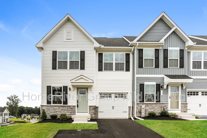 Primary Photo - 600 Augustine Ct