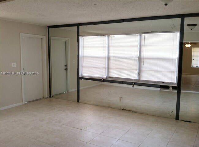 Foto del edificio - 2781 SW 4th St