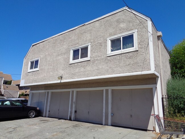 Building Photo - 177 E Jackson St