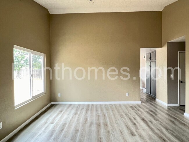 Building Photo - 13198 Jane Ct