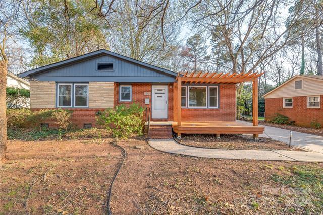 Building Photo - 1024 Dudley Dr