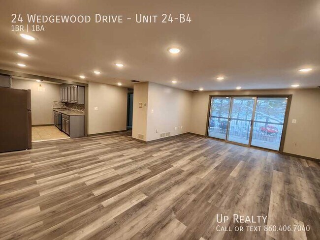 Foto del edificio - 24 Wedgewood Dr