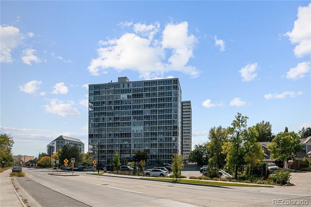 Building Photo - 3100 Cherry Creek S Dr