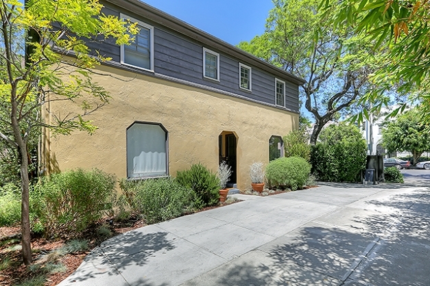 Building Photo - 155 S Westmoreland Ave