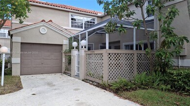 Building Photo - 10978 Mainsail Dr