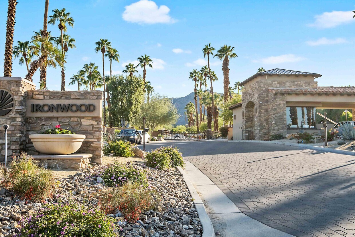 49039 Mariposa Dr Palm Desert, CA 92260 Alquileres en Palm Desert, CA