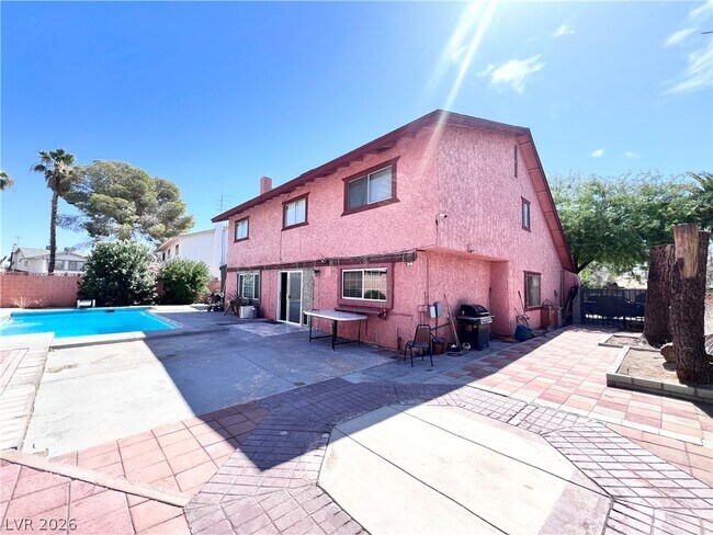 Foto del edificio - 5009 Mesa View Dr