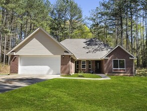 29 Bedford Forrest Ln