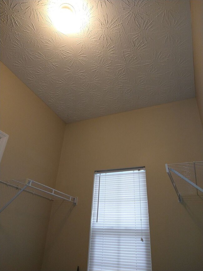 Foto del edificio - Your Next home is on a quiet cul-de-sac in Beavercreek!