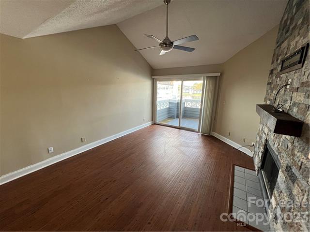 Building Photo - 18743 Vineyard Point Ln