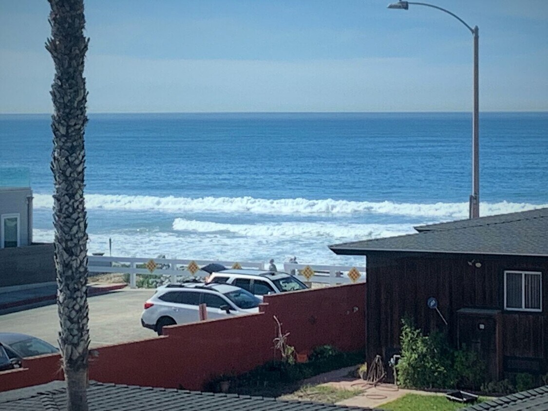 Foto principal - Condo by the beach