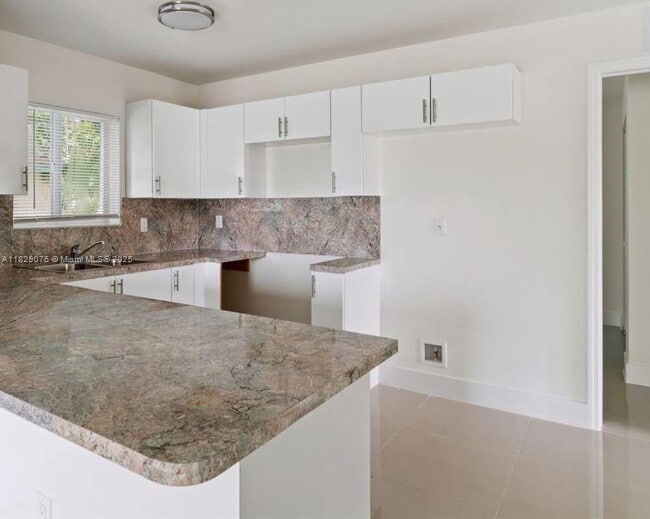 Building Photo - 2540 NW 51st Terrace