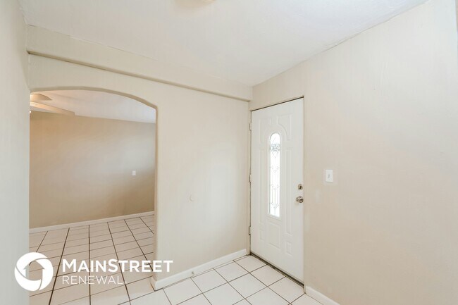 Building Photo - 333 Inez Dr