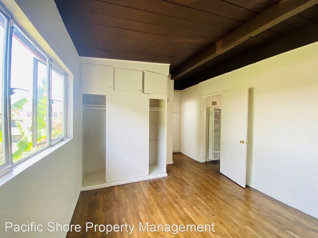 Foto del edificio - 351 Douglas St