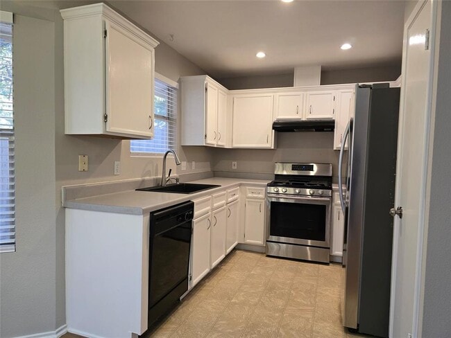 Foto del edificio - 612 Sunny Brook Dr