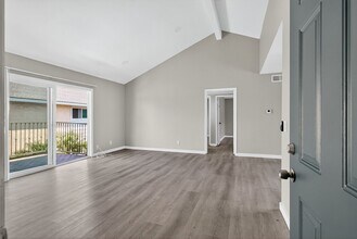 Building Photo - 8101 Larson Ave