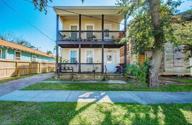 Foto del edificio - Galveston 4-plex Ave K