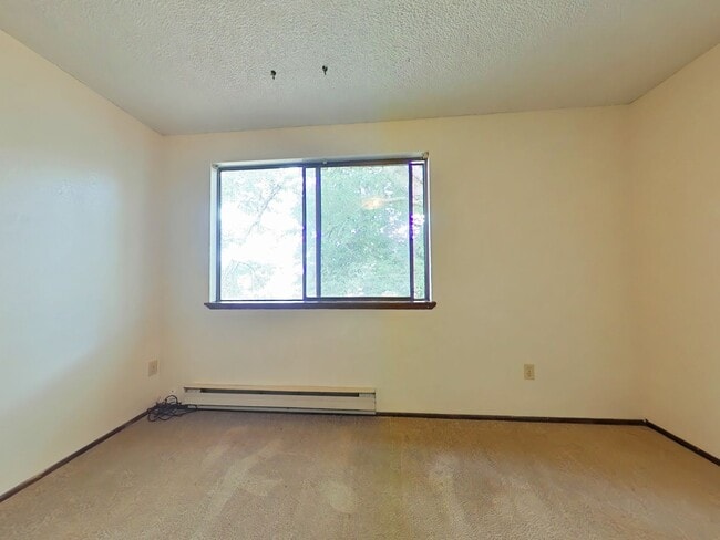 Building Photo - 2 Bedroom Duplex ~ North Corvallis ~ Pet F...