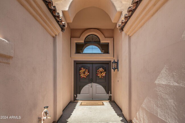 Foto del edificio - 7760 E Hartford Dr