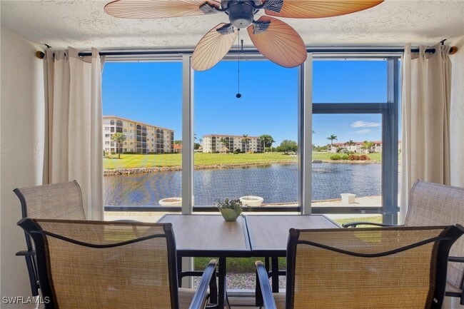 Foto del edificio - 49 High Point Cir S