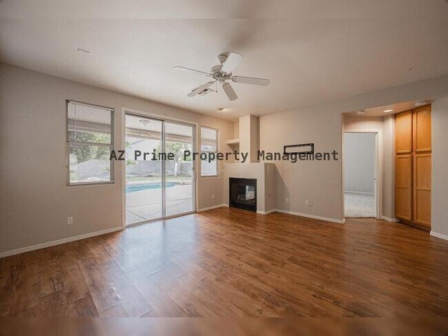 Foto del edificio - 907 S Roanoke St