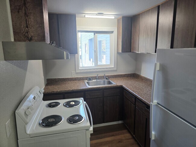 Foto del edificio - 166 NE 8th St