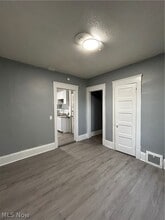 Building Photo - 3448 E 69th St