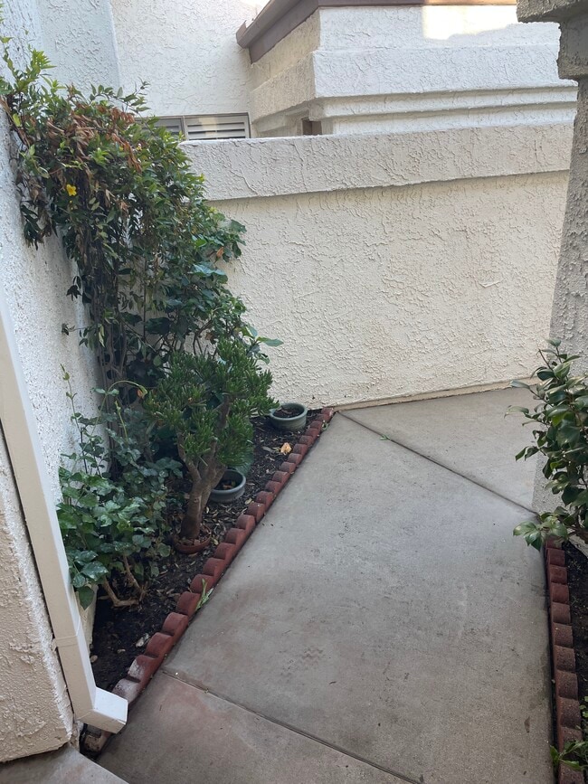 Foto del edificio - 1321 Calle Lozano