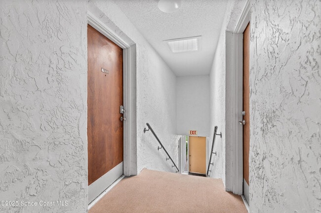 Building Photo - 2700 N Hwy A1A