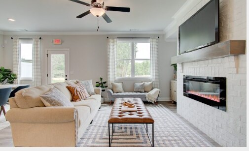 Building Photo - 4652 Cypress Park Dr