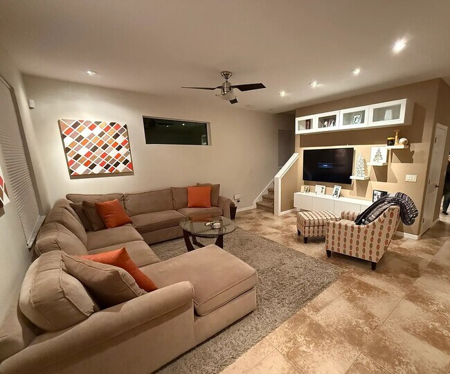 Foto del edificio - 7215 35th Ln E